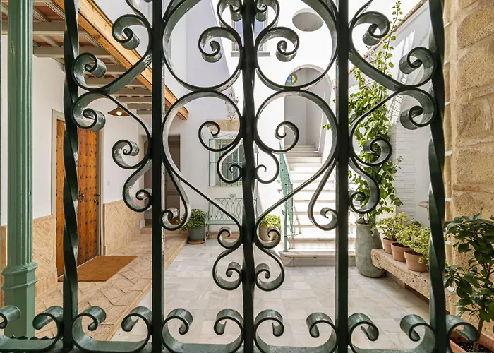 La Casa De La Plaza Del Arroyo - Traditional Luxury In Jerez Appartement