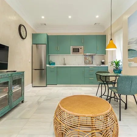 Apartman La Casa De La Plaza Del Arroyo - Traditional Luxury In Jerez
