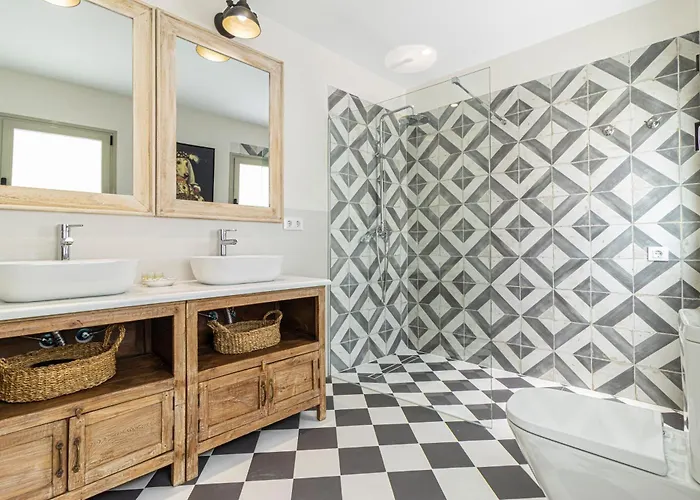 La Casa De La Plaza Del Arroyo - Traditional Luxury In Jerez * جيريز