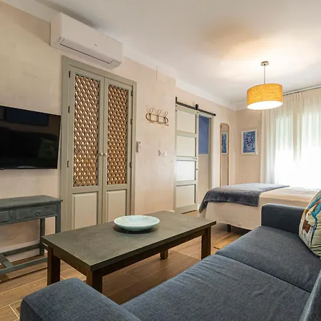 Apartamento La Casa De La Plaza Del Arroyo - Traditional Luxury In Jerez *